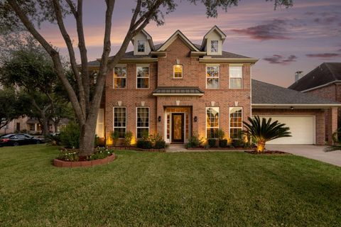Photo of 2407 Royal Palm Court, League City, TX 77573 (MLS # 81740562)