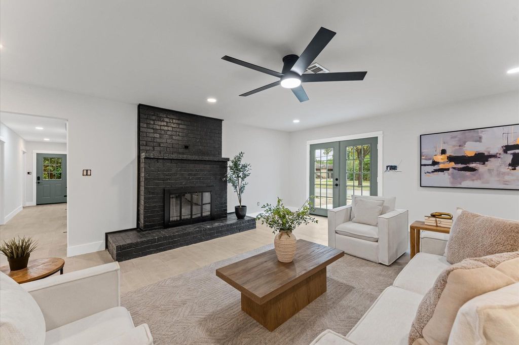 Photo of 8655 Tilgham Street, Houston, TX 77029 (MLS # 73633773)