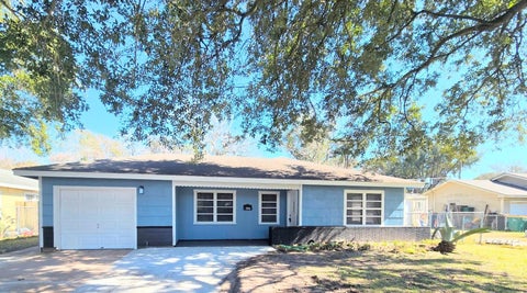 Photo of 1103 W Camp Circle, La Marque, TX 77568 (MLS # 67789821)