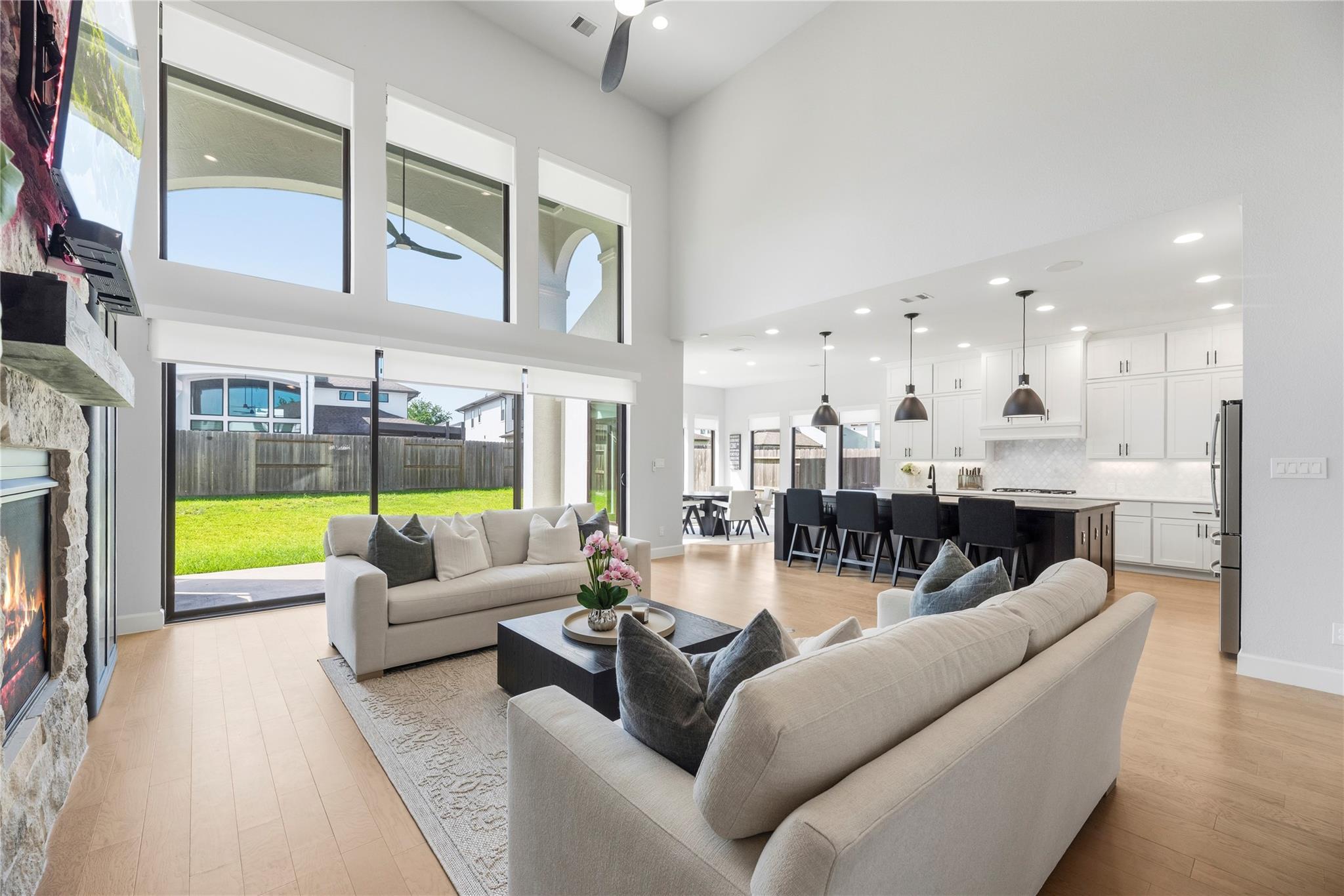8907 Orchard Cove