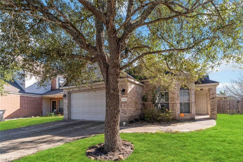 Photo of 12106 Landsdown Ridge Way, Humble, TX 77346 (MLS # 8452900)