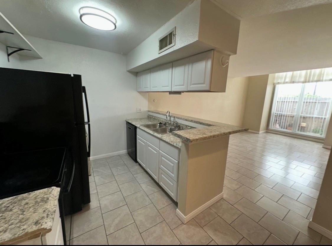 16120 Stuebner Airline Road 202