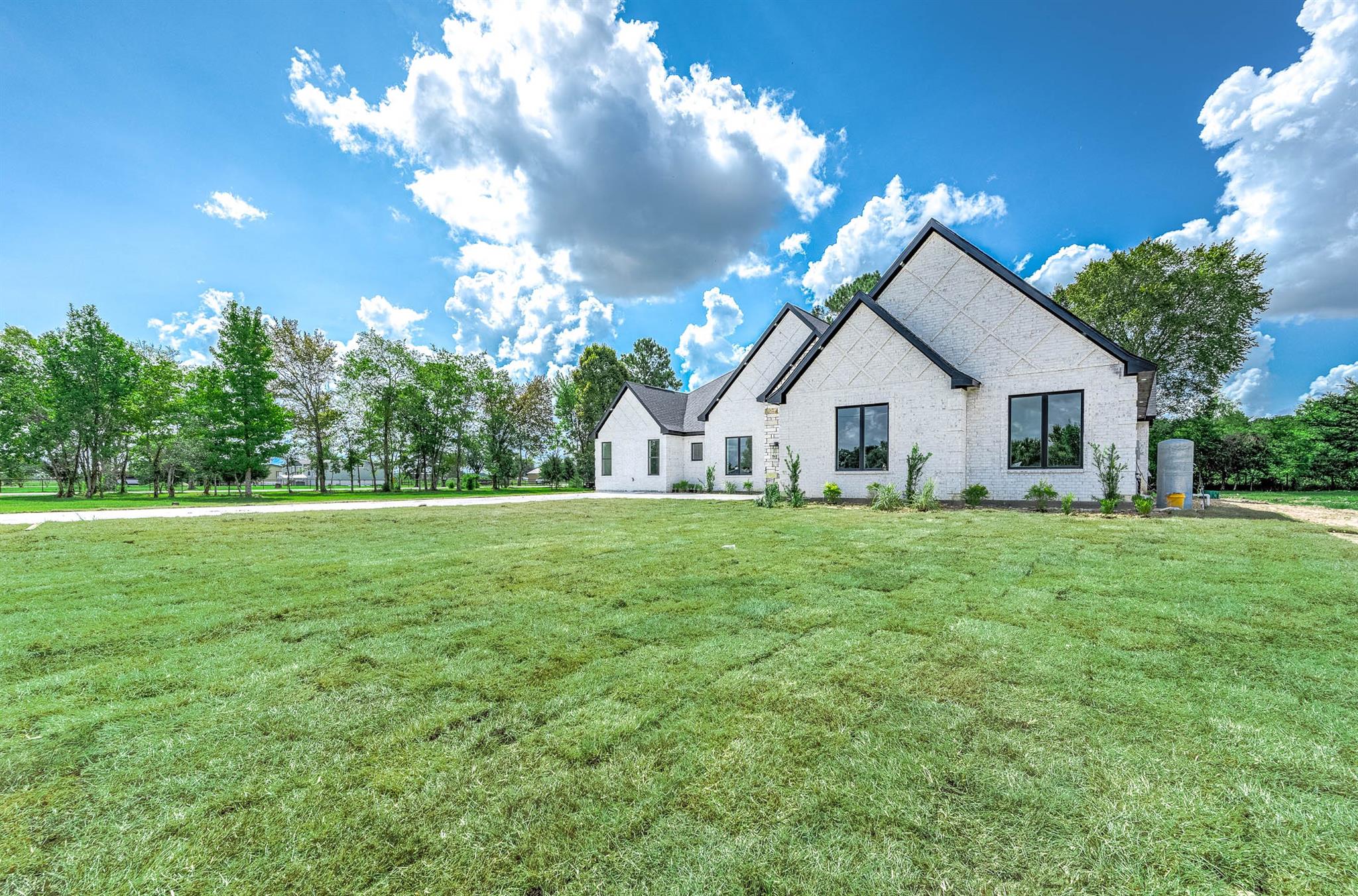 25 Private Road 6612
