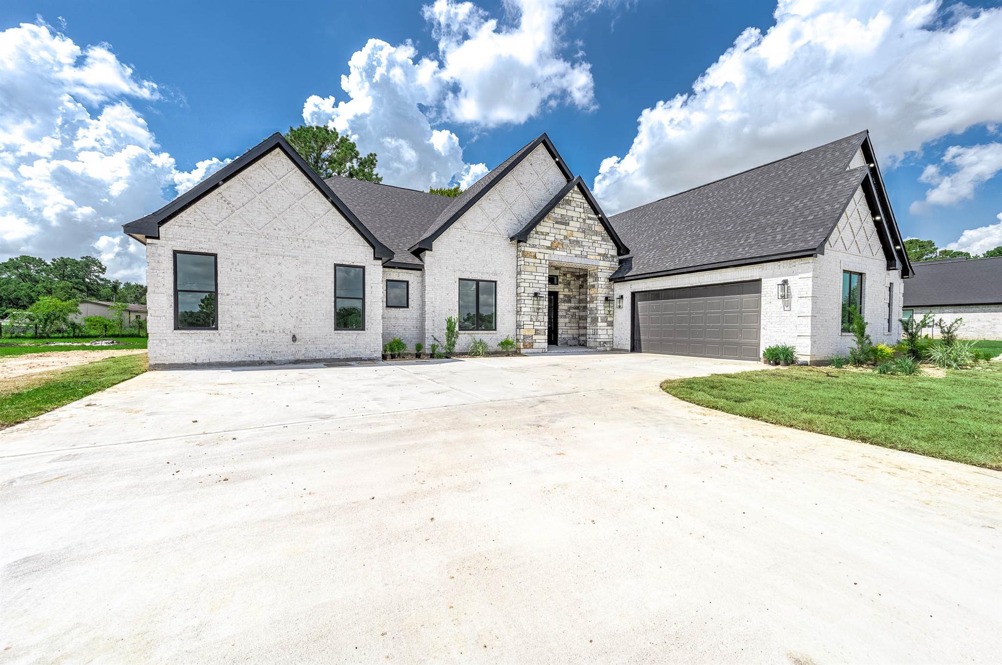 25 Private Road 6612