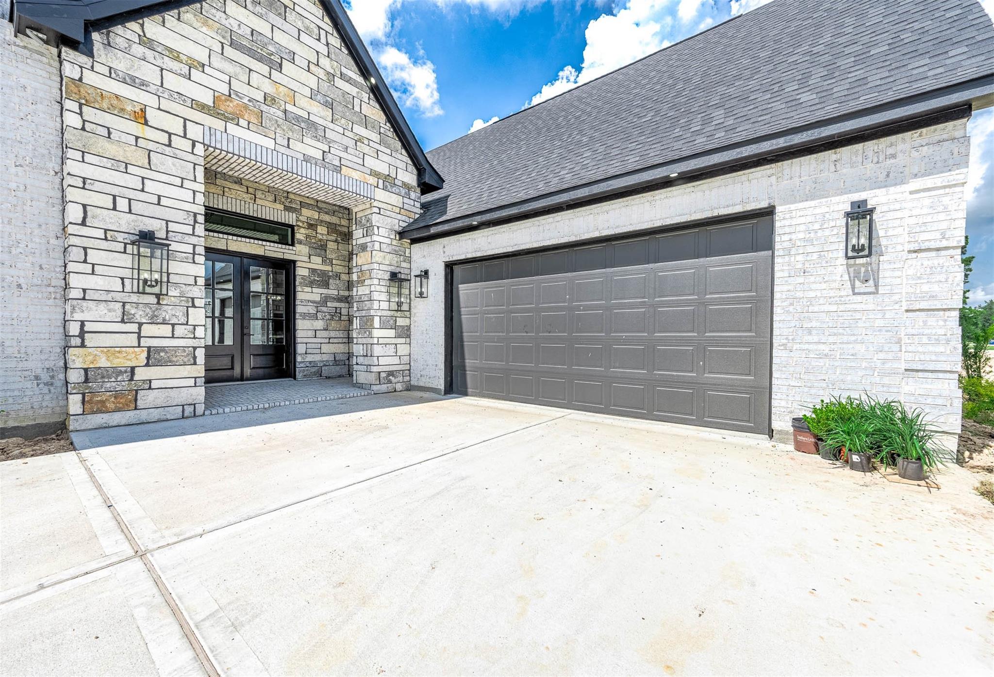 25 Private Road 6612