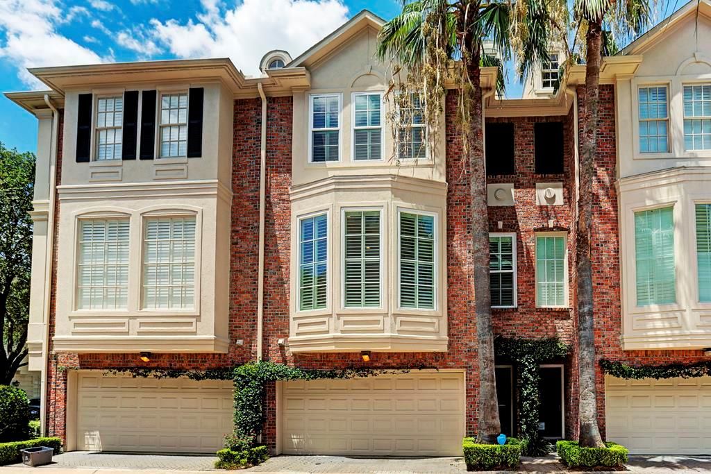 Photo of 1906 Greenwich Terrace Drive, Houston, TX 77019 (MLS # 63870537)