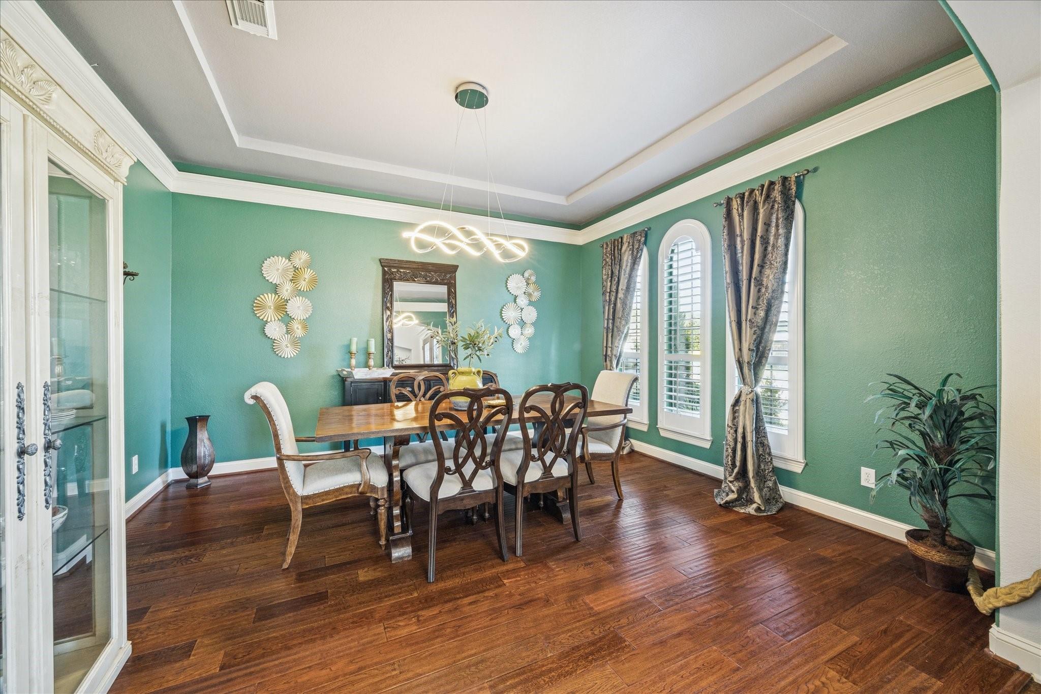 2504 Baywater Canyon Drive