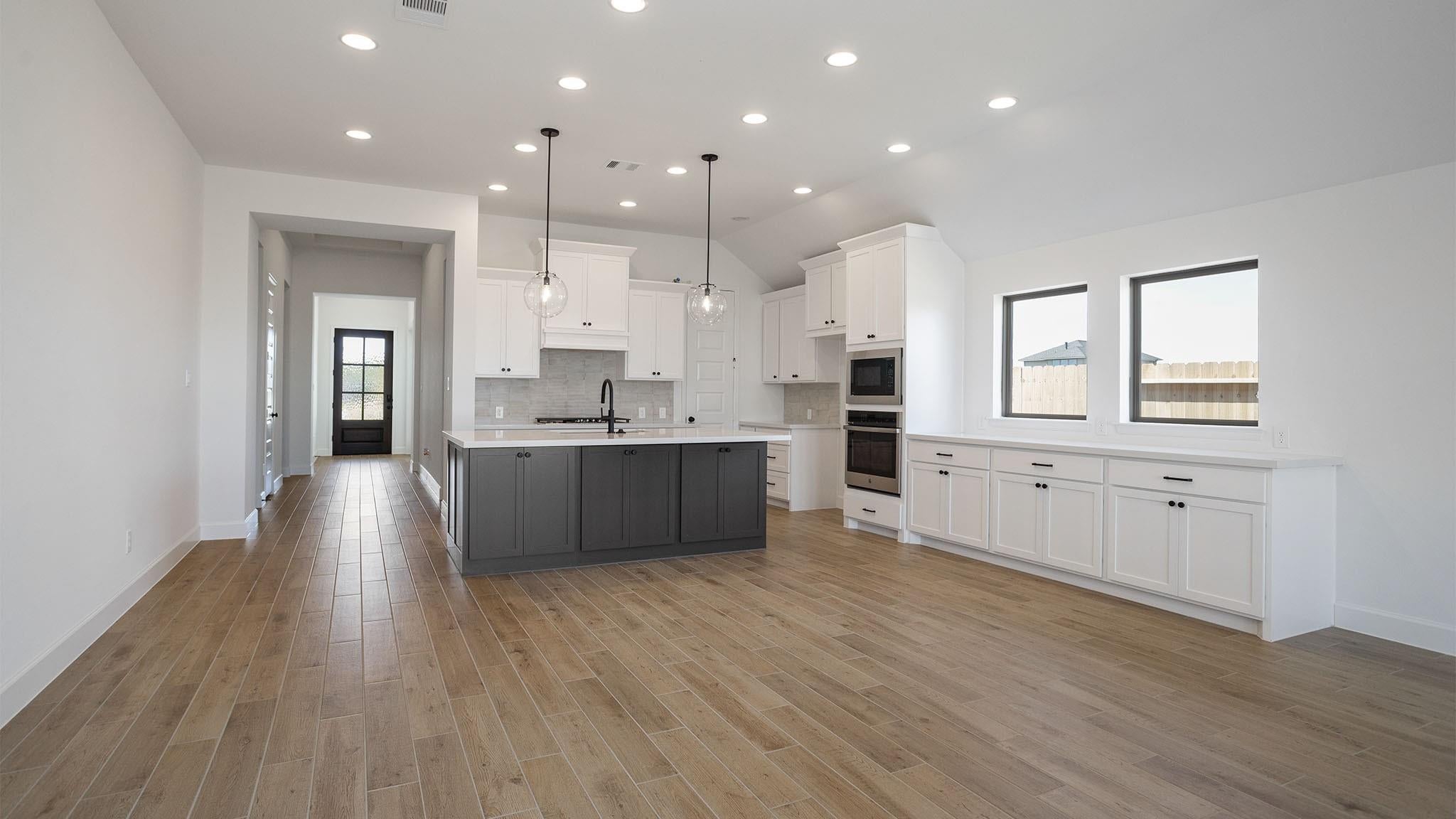 6911 Hollow Farm Drive