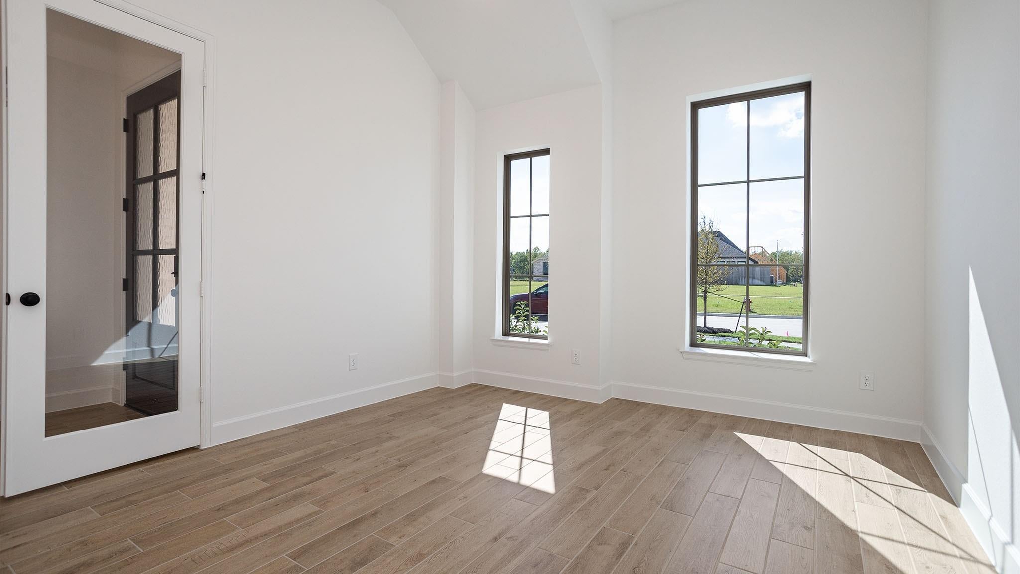 6911 Hollow Farm Drive