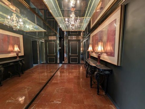 Photo of 121 N Post Oak Lane #505, Houston, TX 77024 (MLS # 10531347)