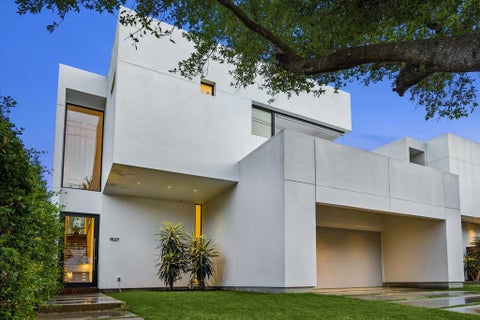 Photo of 1527 Indiana Street, Houston, TX 77006 (MLS # 74568357)