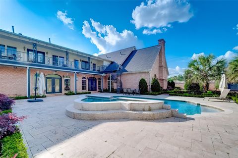 Tiny photo for 12445 Memorial Drive, Houston, TX 77024 (MLS # 2216221)