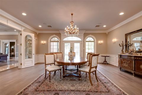 Tiny photo for 12445 Memorial Drive, Houston, TX 77024 (MLS # 2216221)