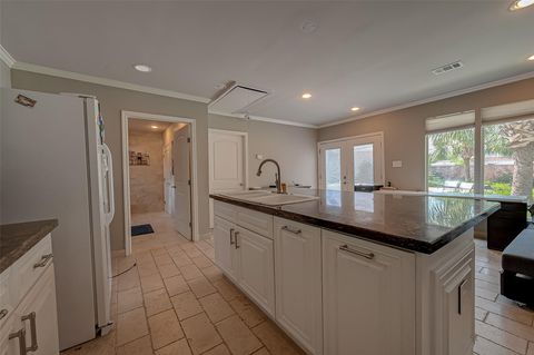 Tiny photo for 12445 Memorial Drive, Houston, TX 77024 (MLS # 2216221)