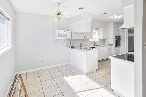 Tiny photo for 2719 Meadow Lane, Houston, TX 77568 (MLS # 79299636)