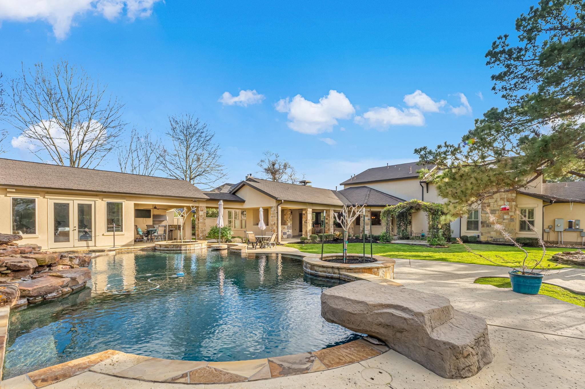 12718 Hunters Canyon Lane