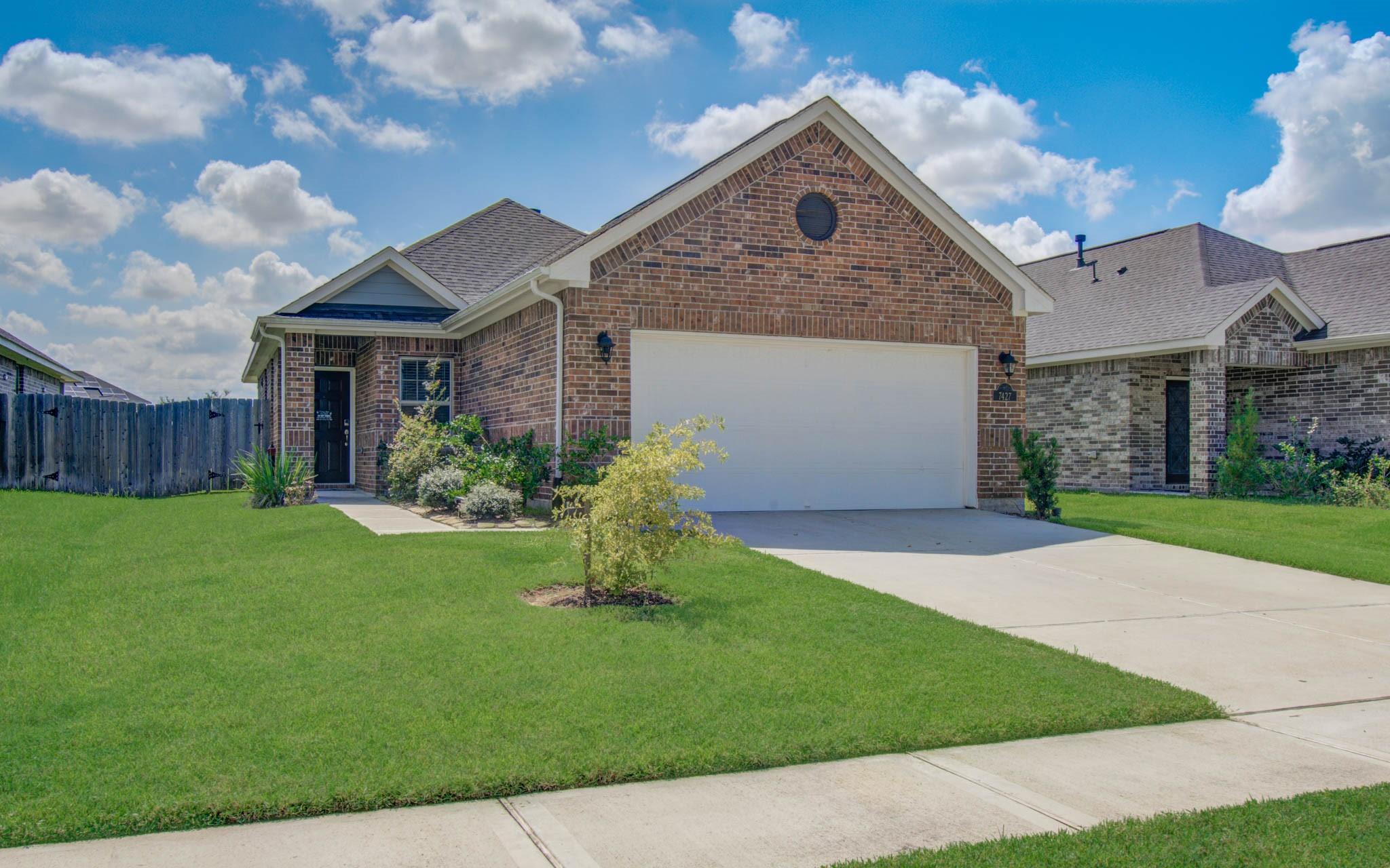7427 French Quarter Court