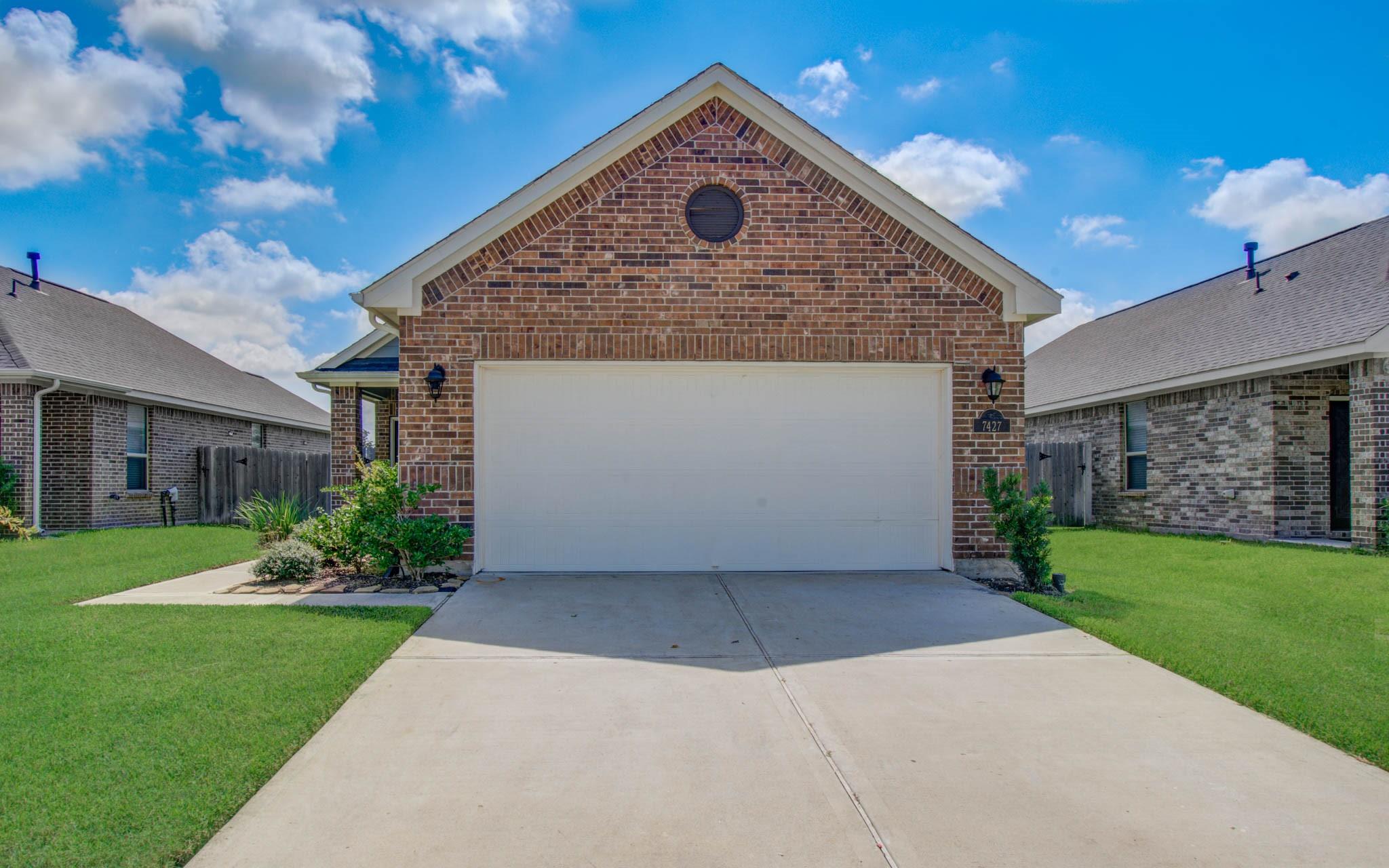 7427 French Quarter Court