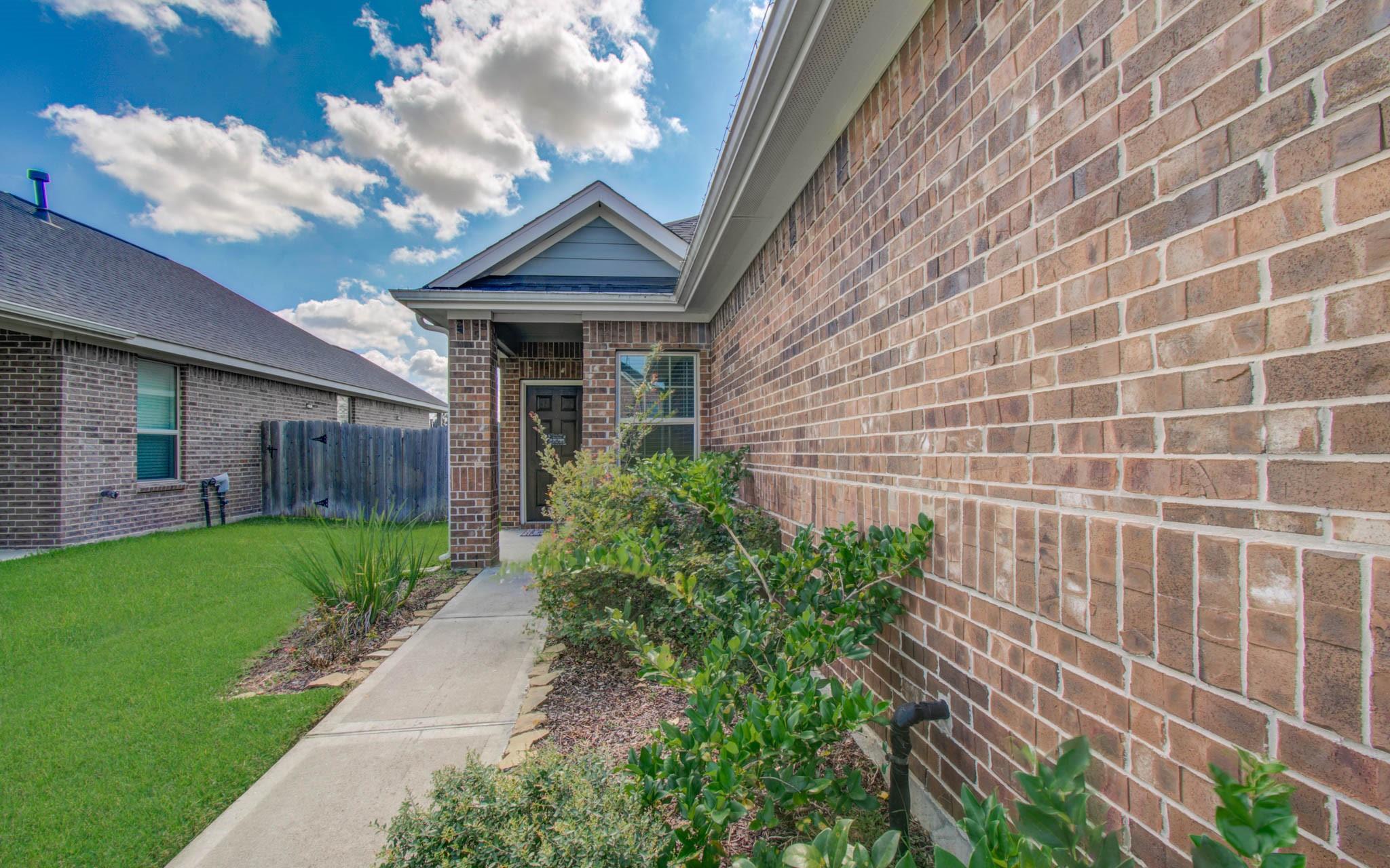7427 French Quarter Court