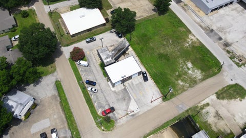 Photo of 207 E Cottonwood Street, Madisonville, TX 77864 (MLS # 28519592)