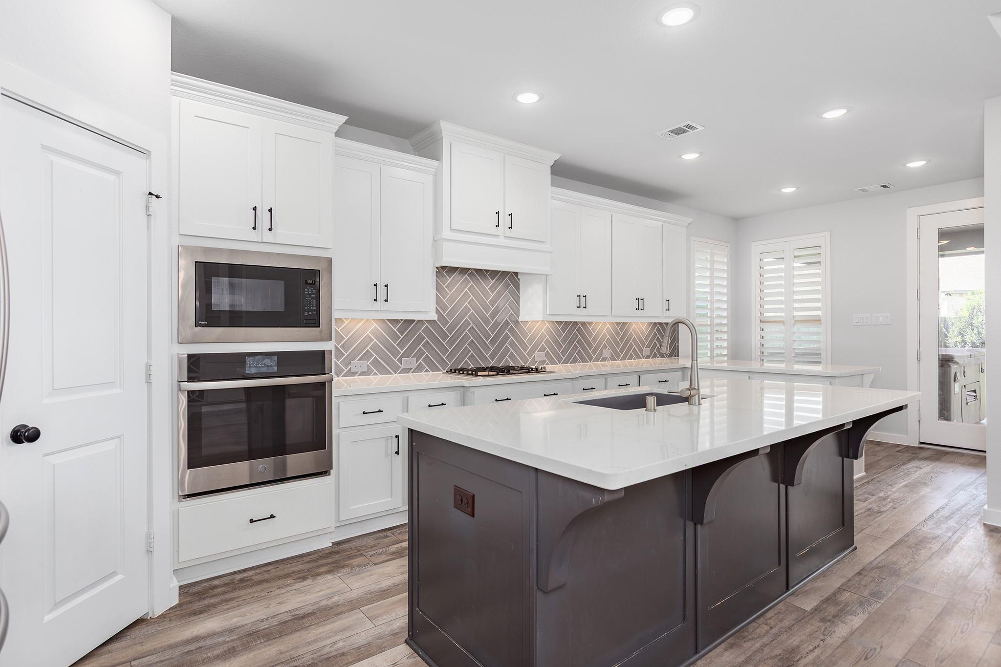 12110 Woodnote Lane