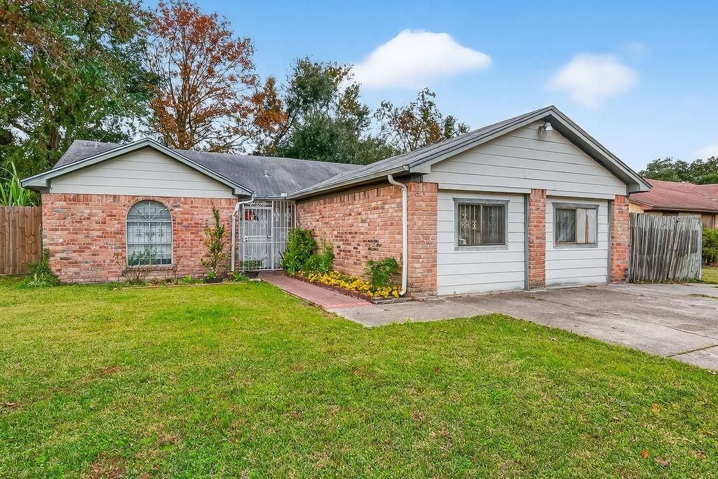 Photo of 15231 Flamingo Park, Humble, TX 77396 (MLS # 82519914)