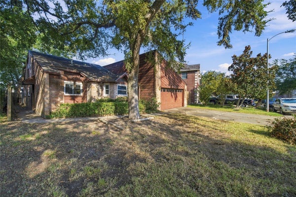 606 MEADOW KNOLL DR, STAFFORD, TX 77477 - Image 91db6f9d2ffa68740bfc13fa59fd8aae/4092169801