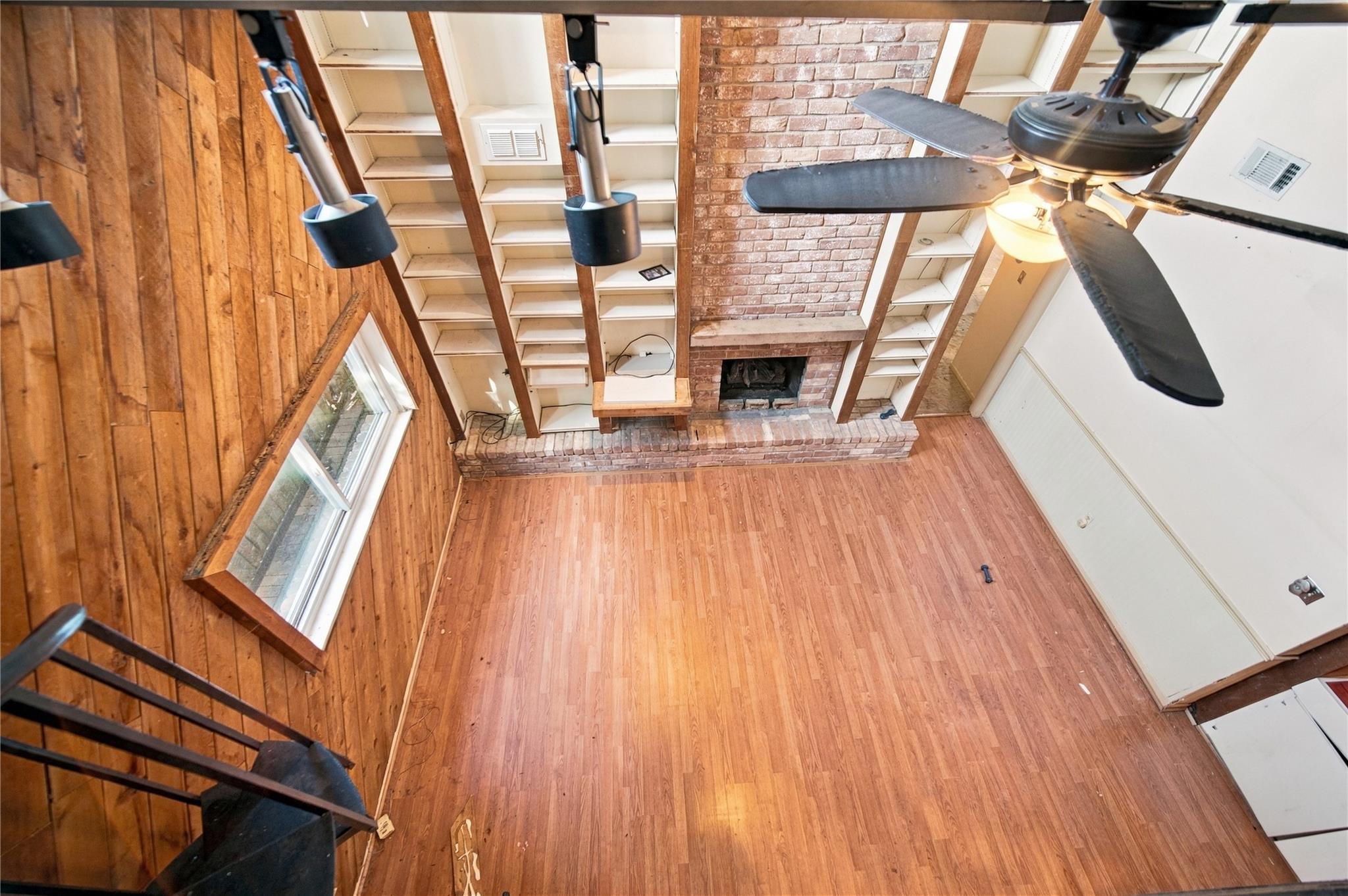 606 Meadow Knoll Drive