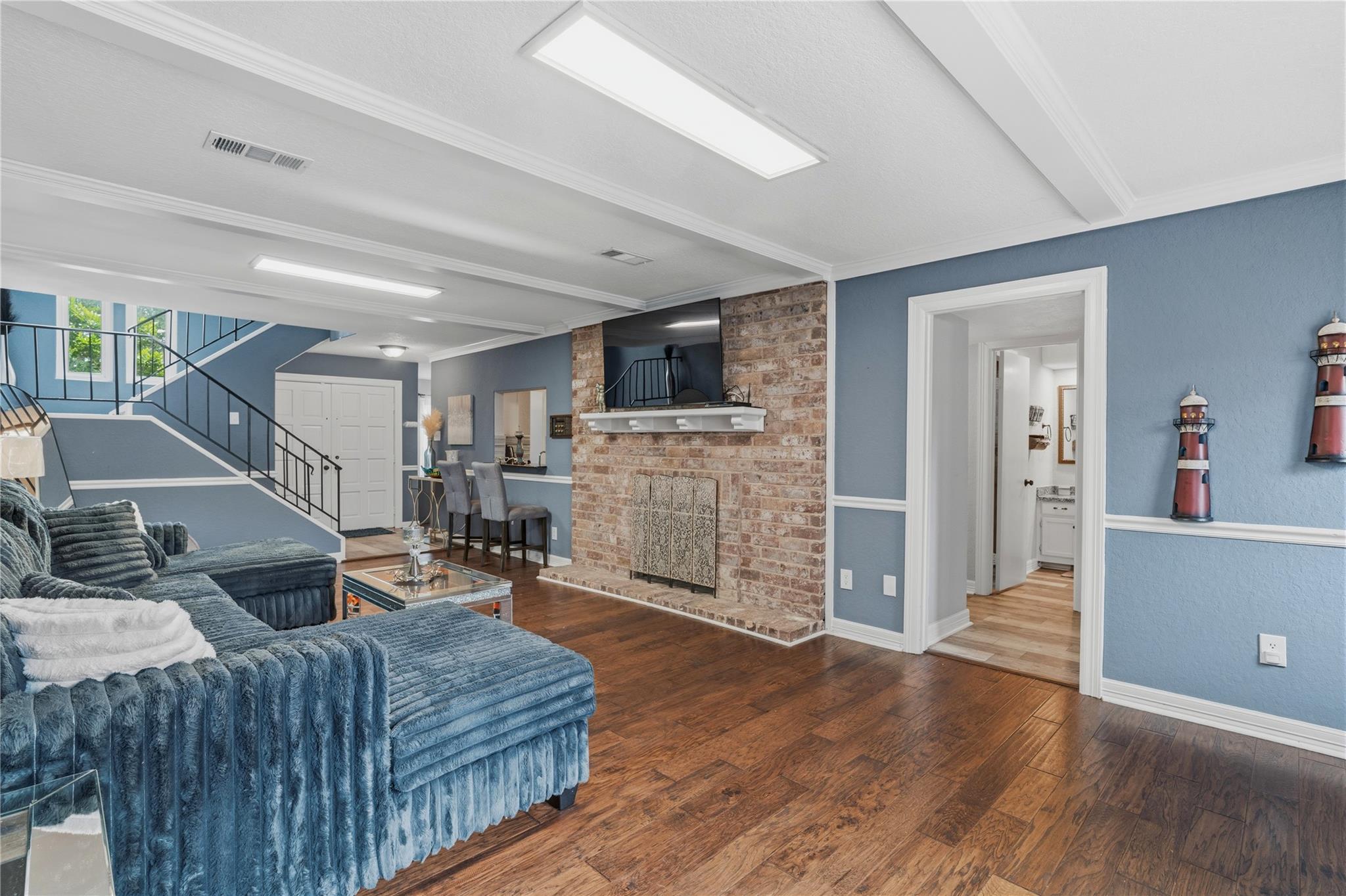 2938 Camelot Lane
