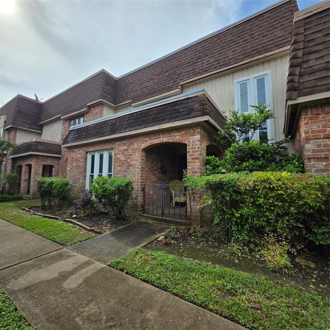 Photo of 2938 Camelot Lane, Missouri City, TX 77459 (MLS # 48449808)