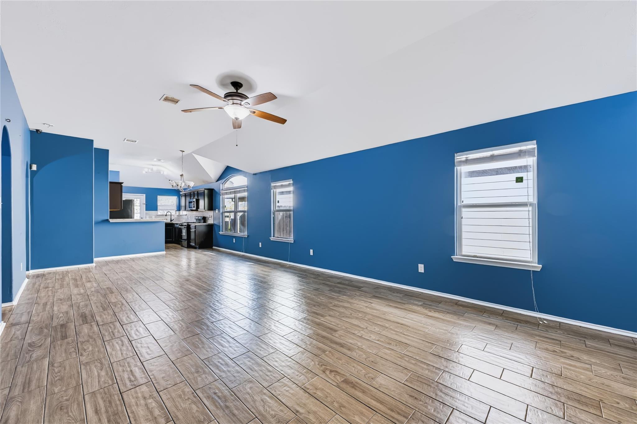 6822 Whitbourne Meadow Lane