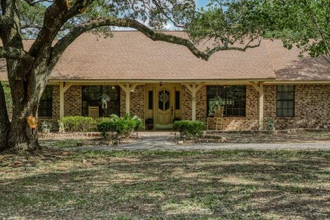 Photo of 10639 Palestine Road, Brenham, TX 77833 (MLS # 37548847) Photo of 10639 Palestine Road, Brenham, TX 77833 (MLS # 37548847)