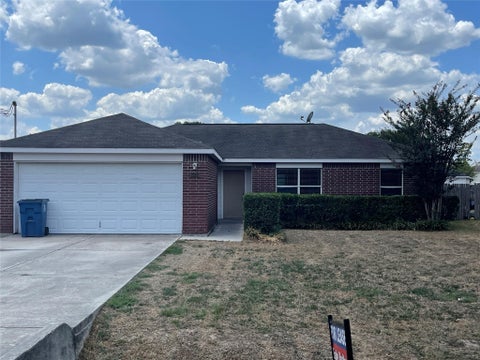 Photo of 16216 Setting Sun Court, Conroe, TX 77302 (MLS # 18840265)