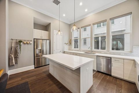 808 Cage Street Houston TX 77020