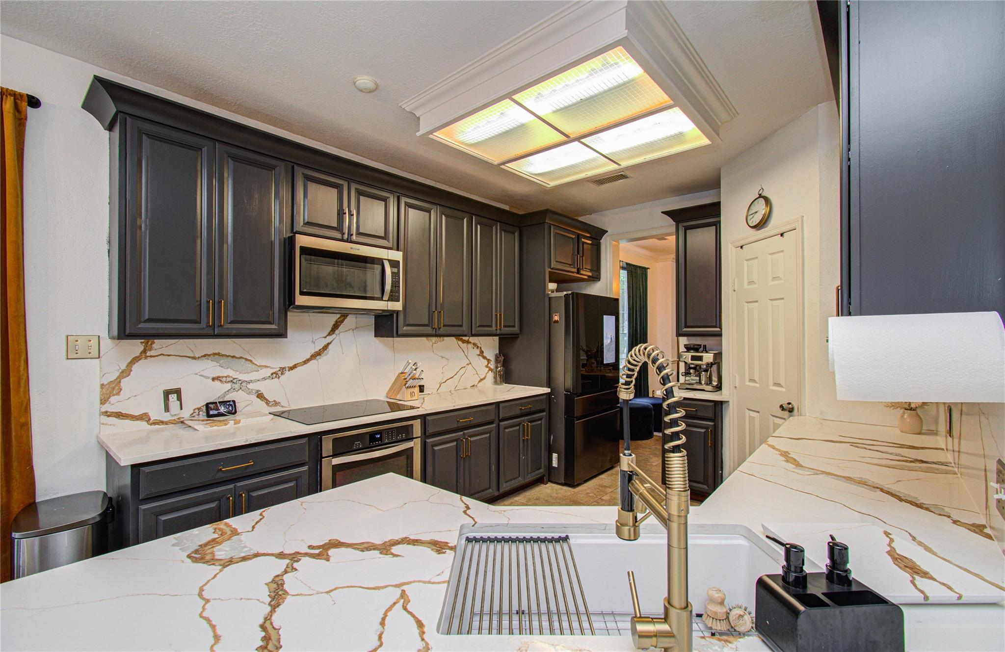 47 W Tallowberry Drive