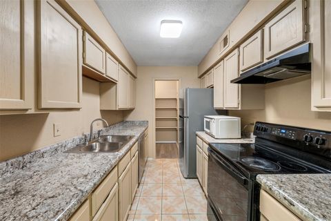 Photo of 9700 Leawood Boulevard #704, Houston, TX 77099 (MLS # 67364172) Photo of 9700 Leawood Boulevard #704, Houston, TX 77099 (MLS # 67364172)