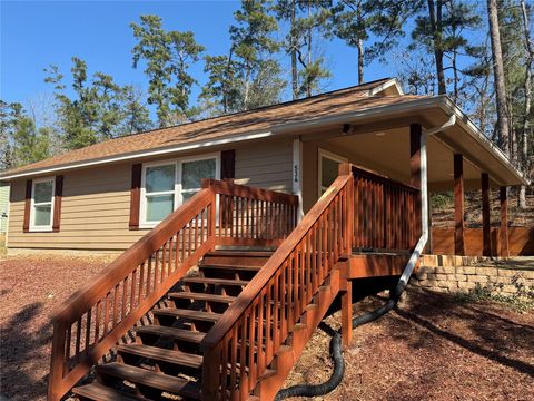 Photo of 534 Oakdale Drive, Huntsville, TX 77320 (MLS # 30016074)