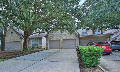 127 E Greenhill Terrace Place The Woodlands TX 77382