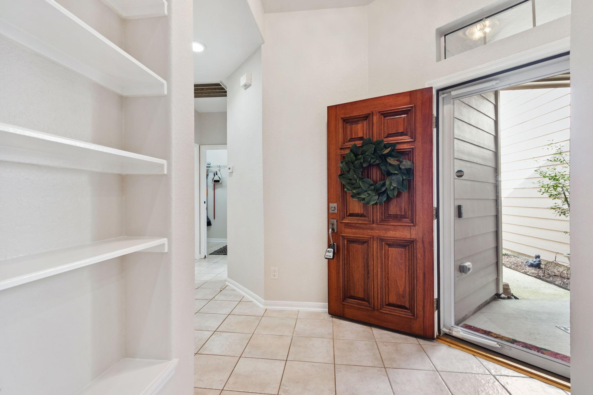 127 E Greenhill Terrace Place