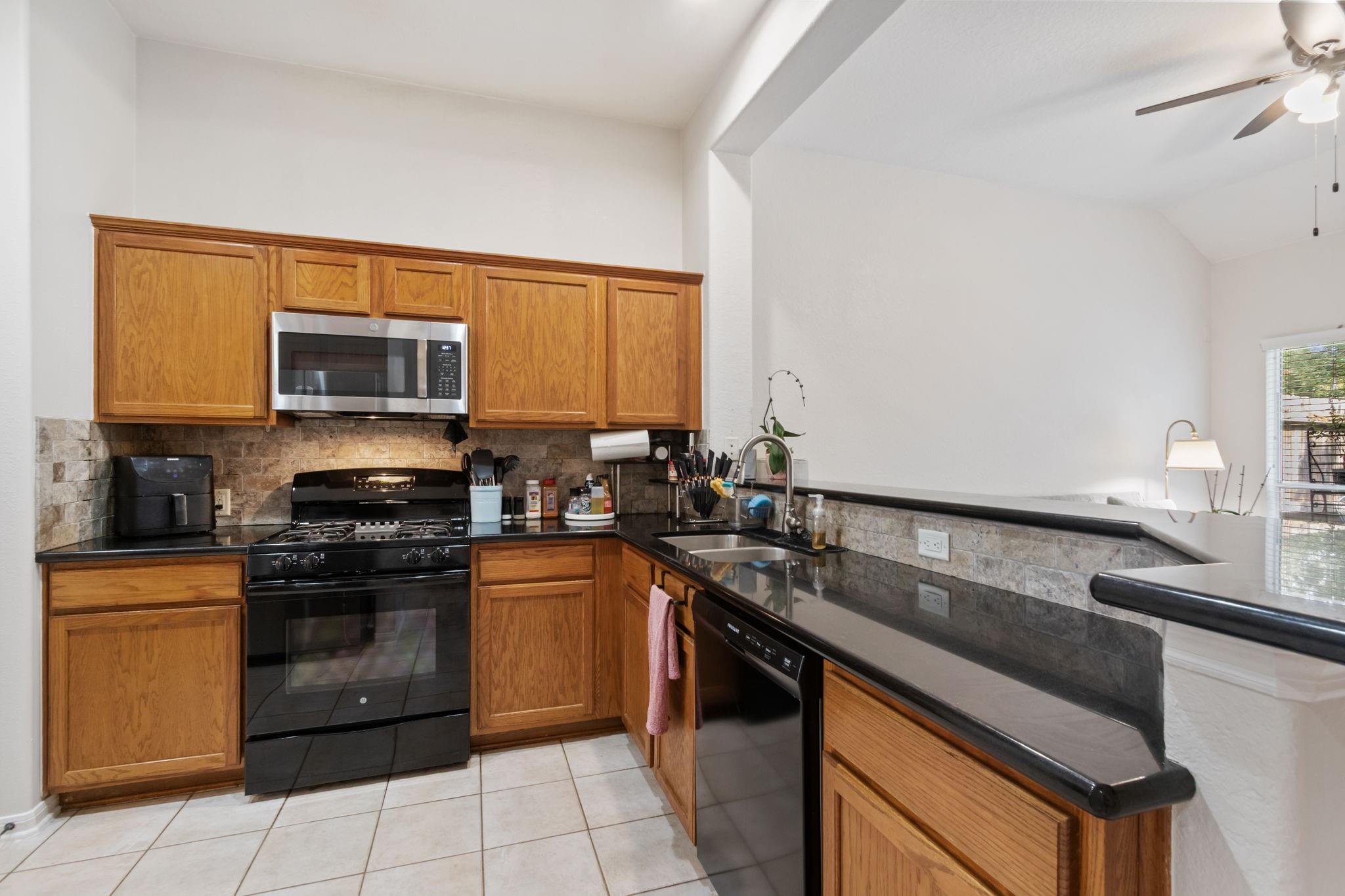 127 E Greenhill Terrace Place