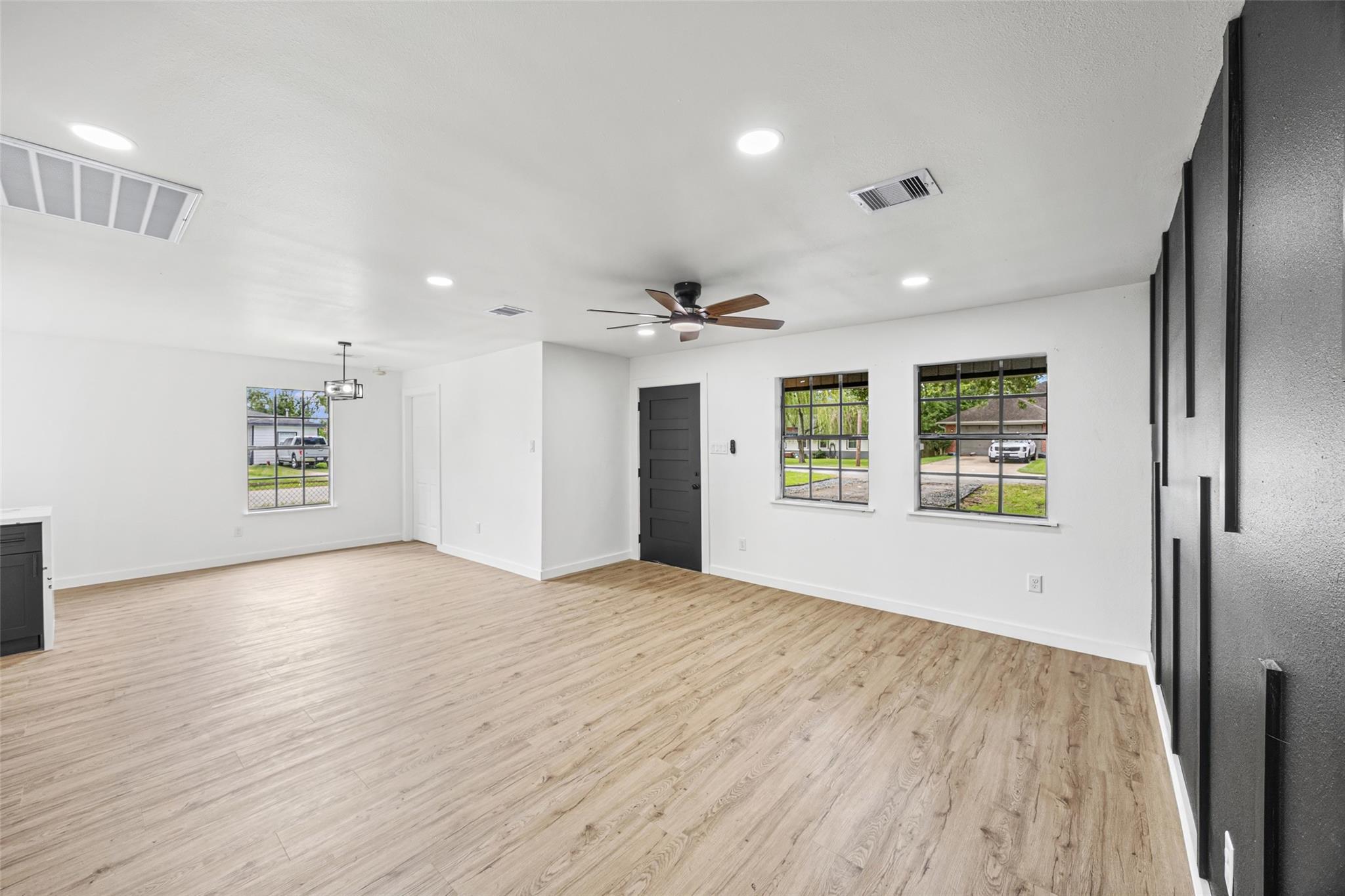 7422 Carrie Lane
