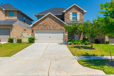 Photo of 9327 Colonial Bent Court Ct, Conroe, TX 77385 (MLS # 55358323)