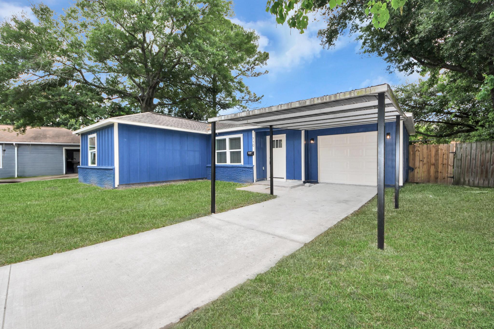 710 Canary Circle