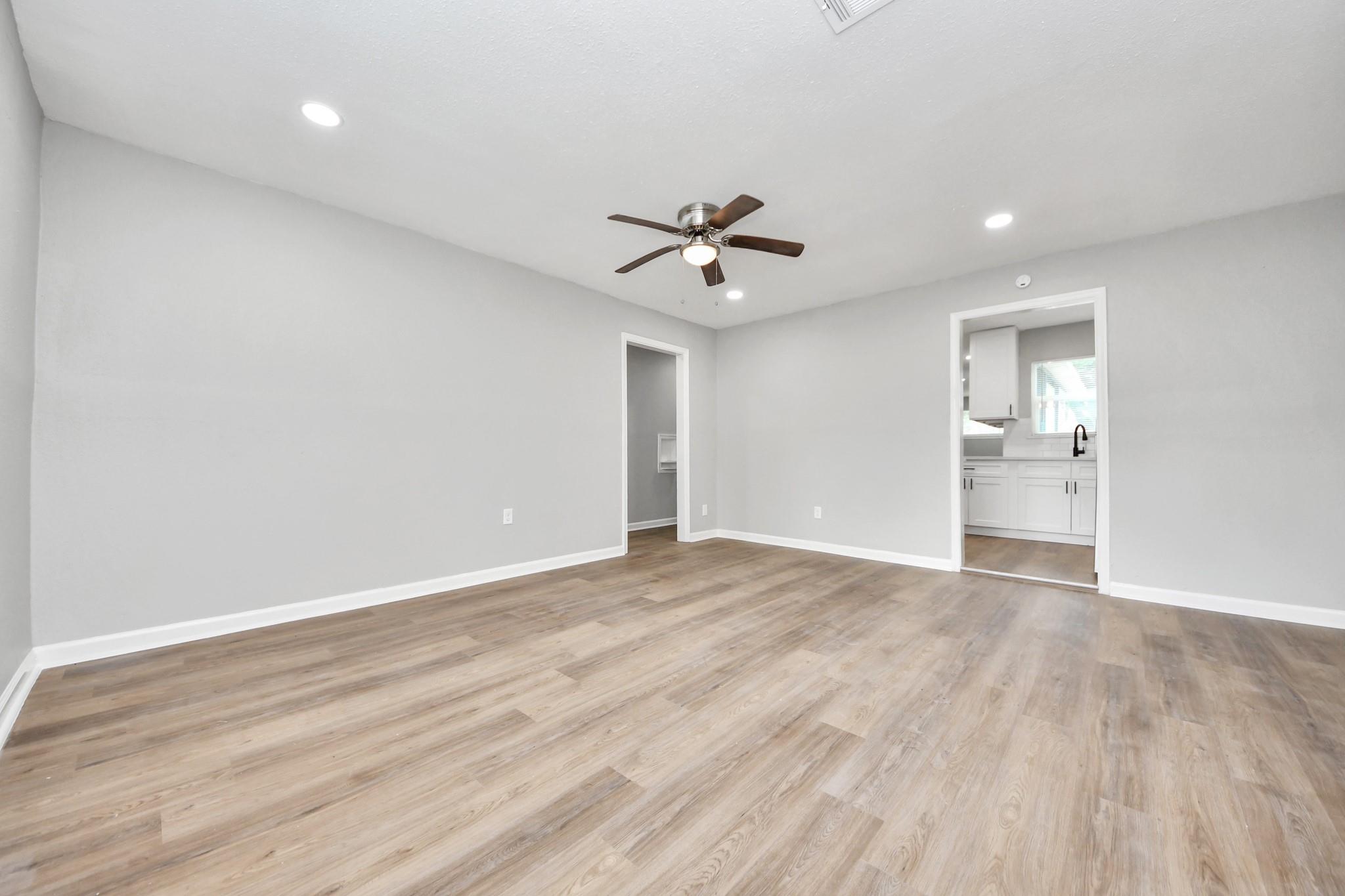 710 Canary Circle
