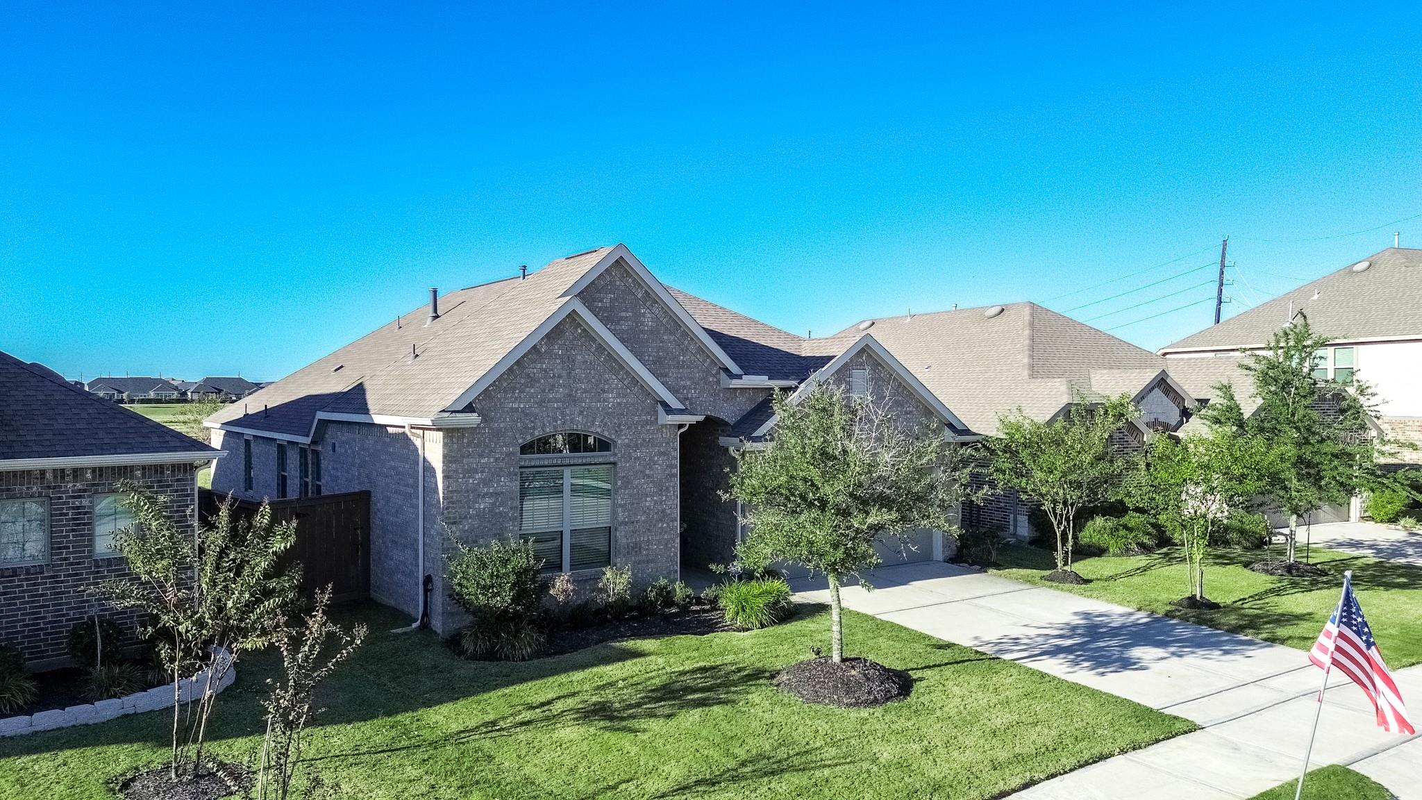 6115 Birchwood Cliff Trail