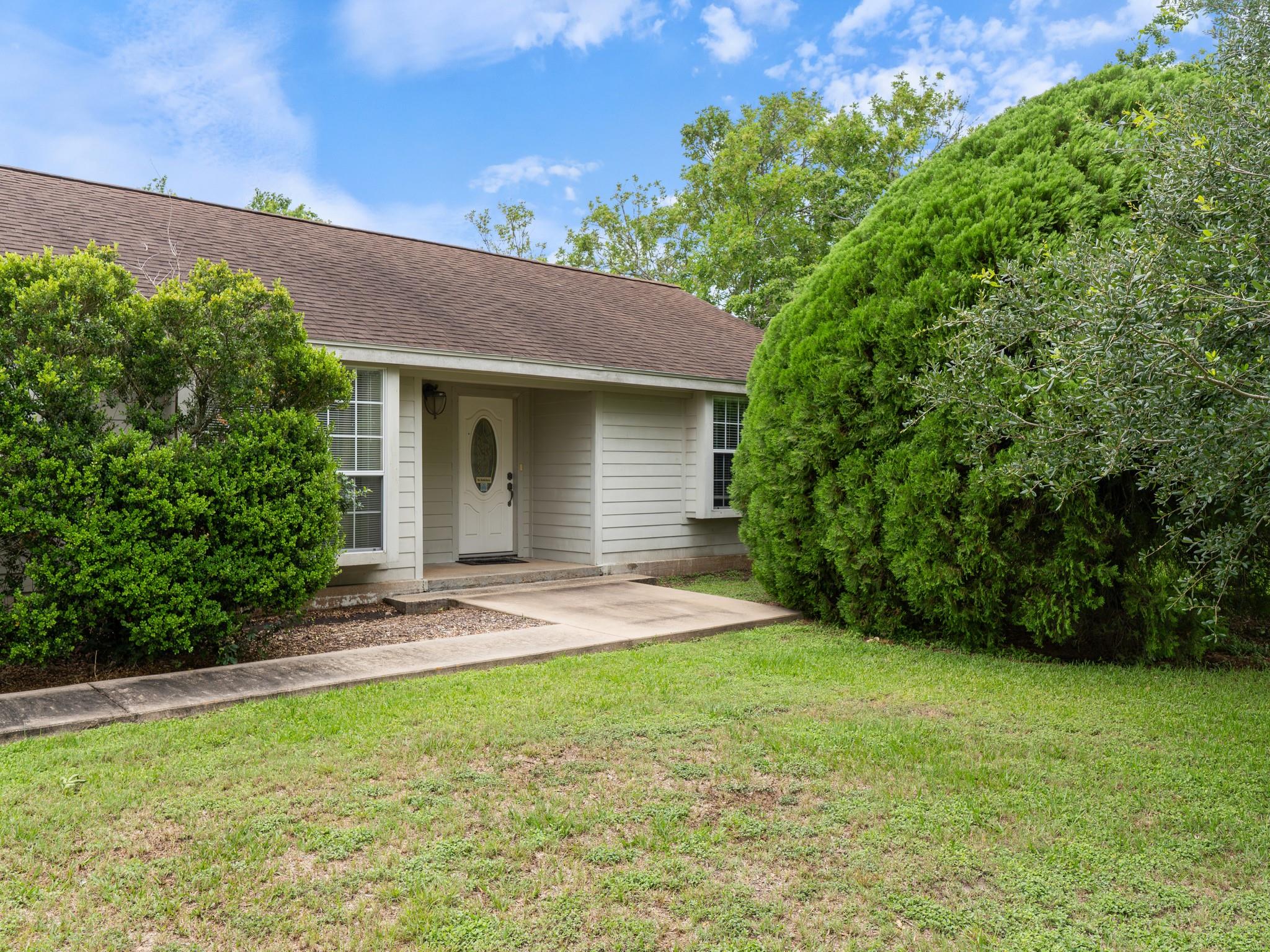 1103 Green Avenue