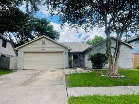 Photo of 6406 Bayou Crest Drive, Houston, TX 77088 (MLS # 90663798)