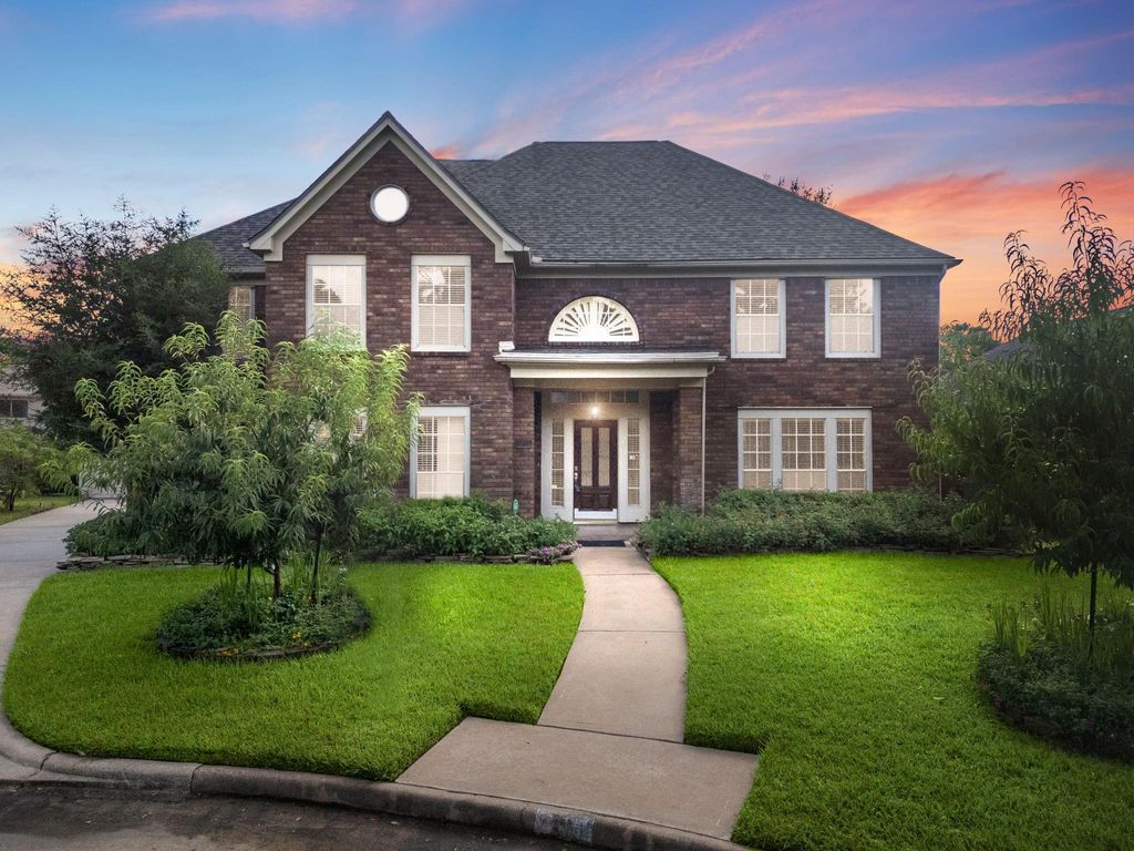 Photo of 7414 Starbridge Drive, Houston, TX 77095 (MLS # 70764500)
