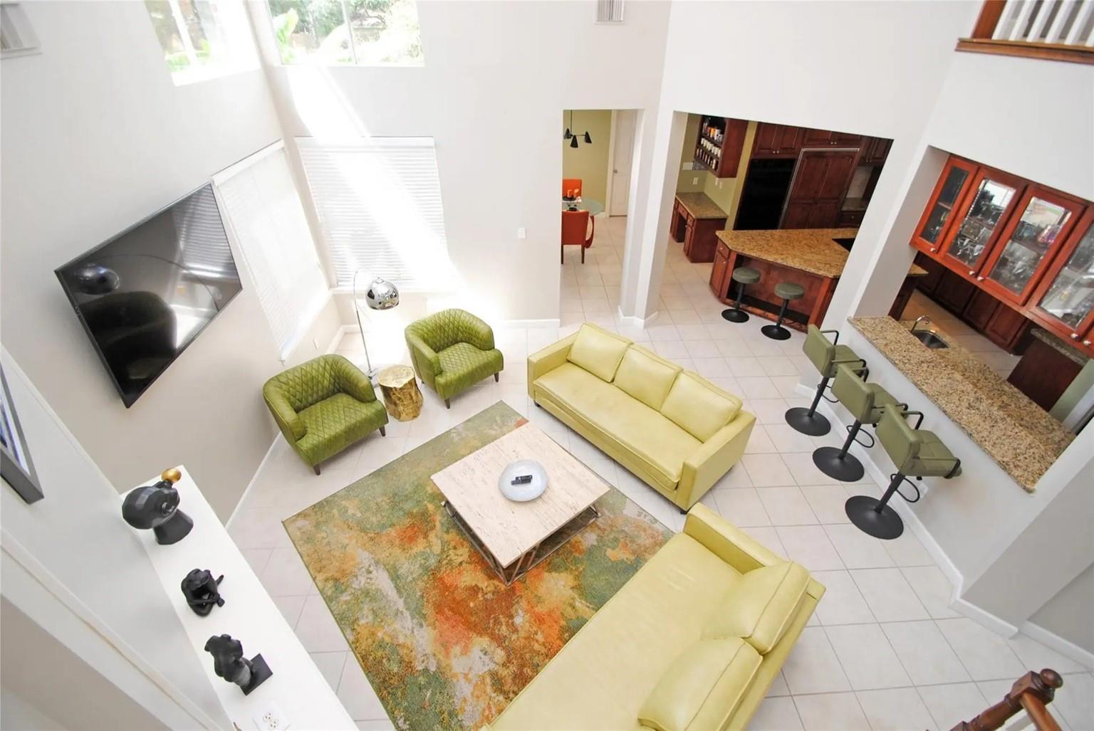 2731 Lakeside Village Drive