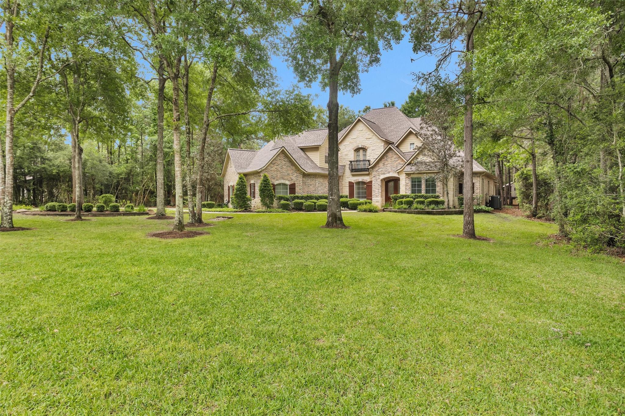 8516 Crown Lake Court